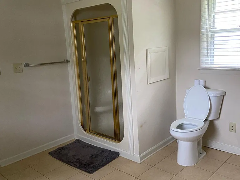 4311 Arlington Rd NW — Photo 8