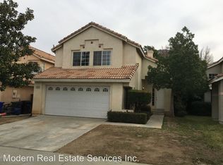 11807 Puerto Real Rd, Fontana, CA 92337
