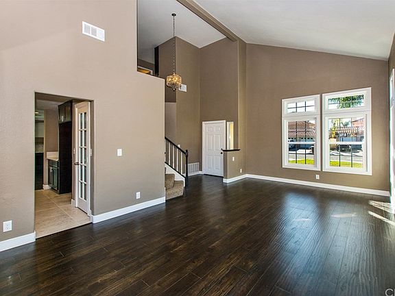 4th image of 1063 Serena Dr
