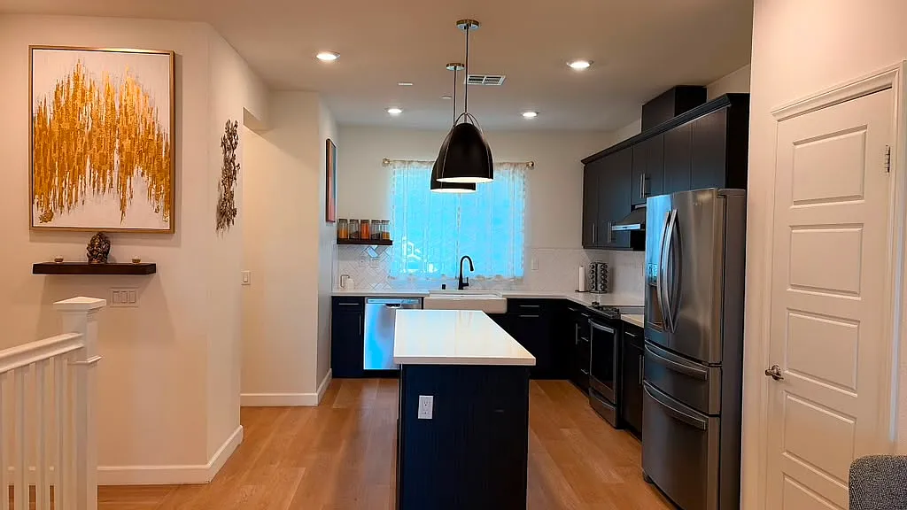 342 Fitzpatrick Rd #106 - 1 — Photo 3