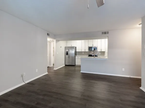 Live Easy. Live Elevated. Live 2100 Defoors.