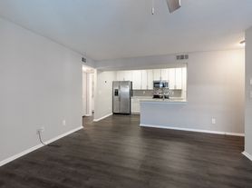 Live Easy. Live Elevated. Live 2100 Defoors.