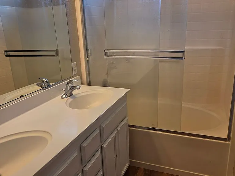 10140 Van Brocklin Way — Photo 9