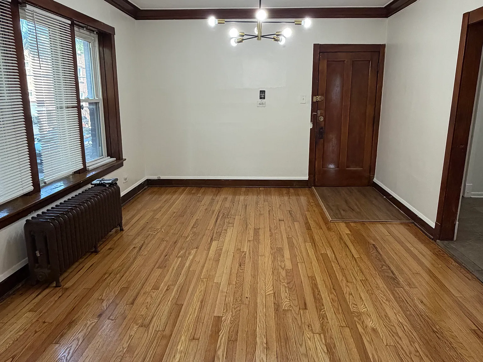 2 bed, 1000 sqft, $1,700 — Photo 4