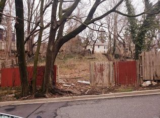 14 14th St, Locust Valley, NY 11560