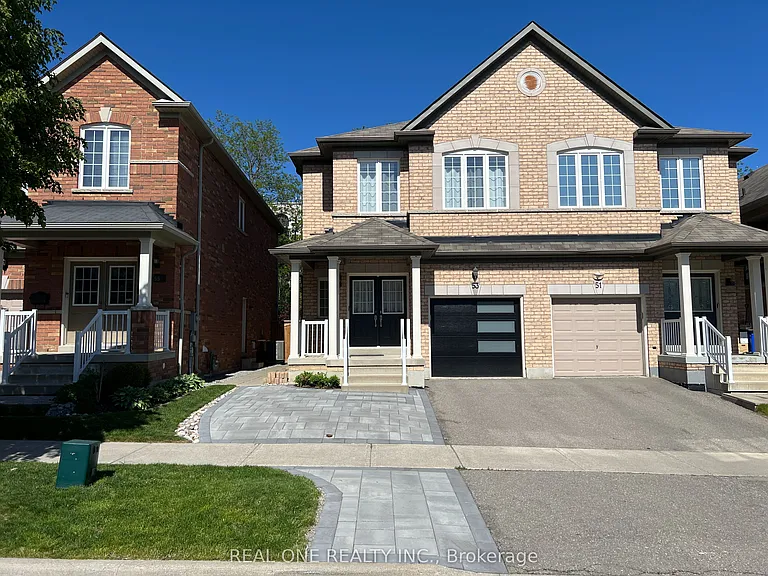 53 Hammersly Blvd — Photo 1