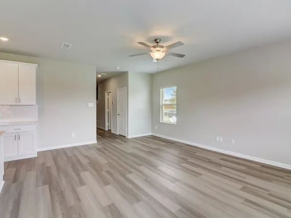 803 McKenna Dr, McKinney, TX 75069