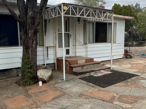 53461 E Oak Lane, Miami, AZ 85539