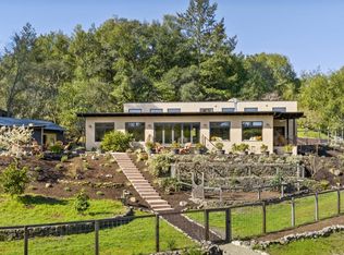 1100 W Sexton Rd, Sebastopol, CA 95472