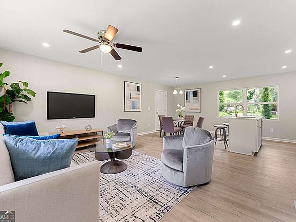 3rd image of 1660 Mallard Cir