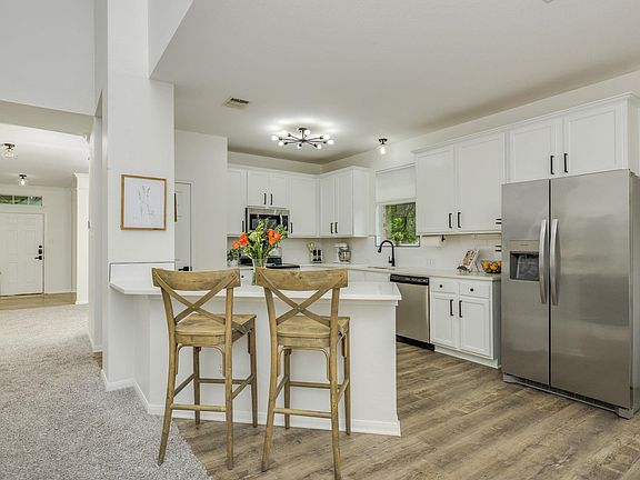 3rd image of 1509 Encino Dr