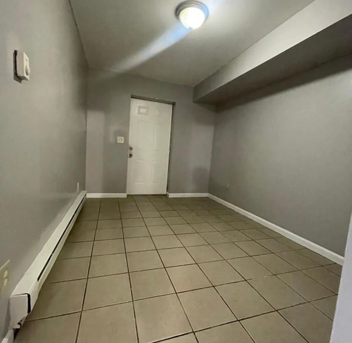 261 Halladay St — Photo 4