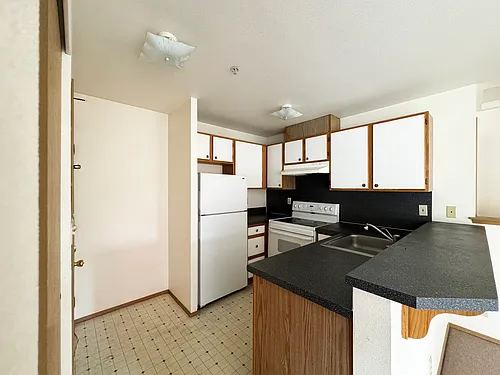 4235 11th Ave NE Photo 1