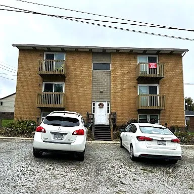 105 Wildwood Dr #4 — Photo 1