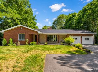 2595 Albany Avenue, West Hartford, CT 06117