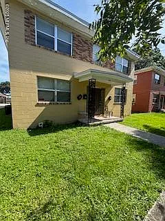 841 W 30th St #1