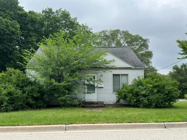 1896 Hudson St, Muskegon, MI 49441