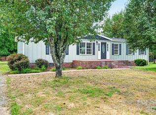 3312 Amity Hill Rd, Statesville, NC 28677