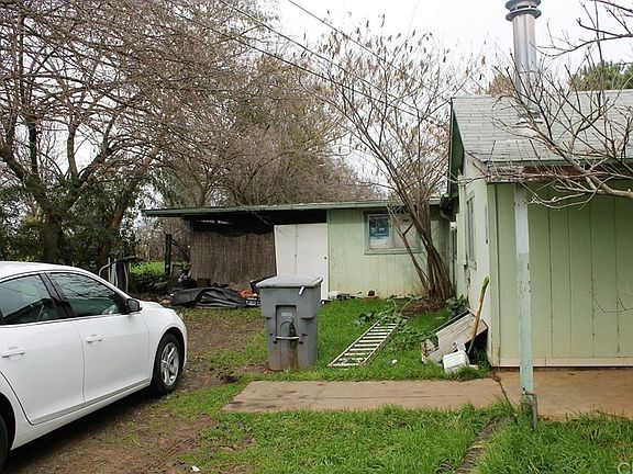 3rd image of 85 Grover Ln