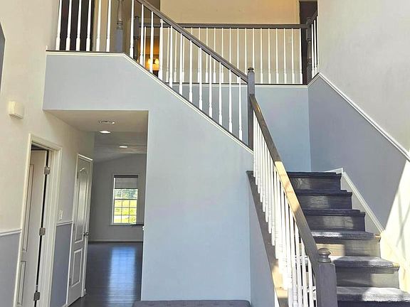 5th image of 118 Bluebells Ct