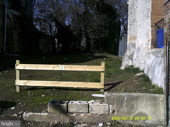 3322 N Gratz St, Philadelphia, PA 19140