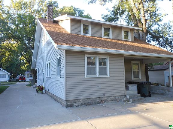 5th image of 3209 5th Ave