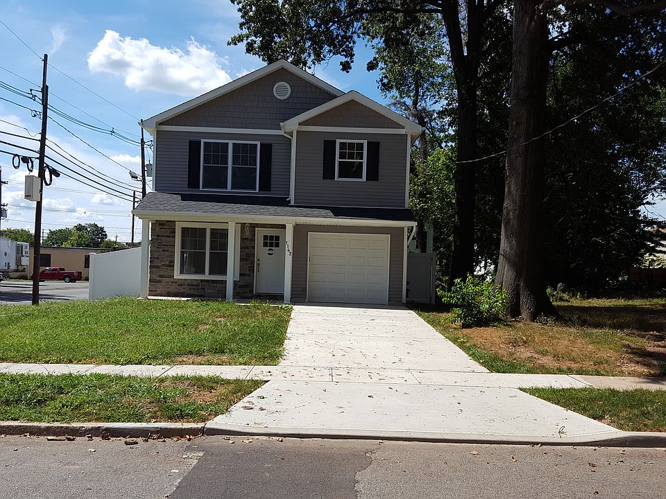 1st image of 1038 Thompson Ave