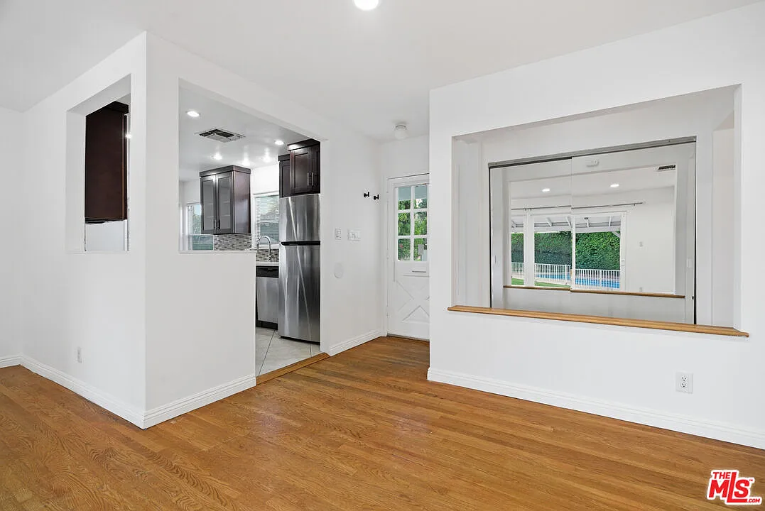 4 bed, 3.0 bath, 1850 sqft, $6,299 — Photo 3