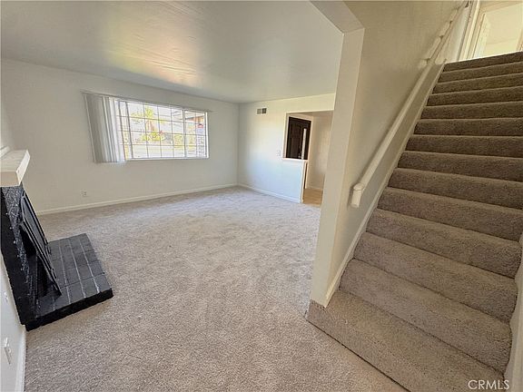 5th image of 835 E Claude St