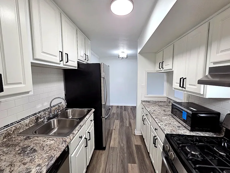 1870 Tall Oaks Dr #2104 — Photo 4