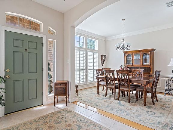 5th image of 8120 Sun Meadows Ct