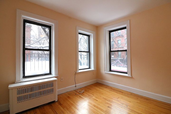 1st image of 465 W 51st St #1CC