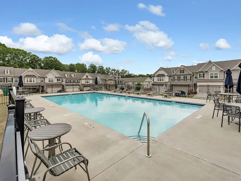 Community pool