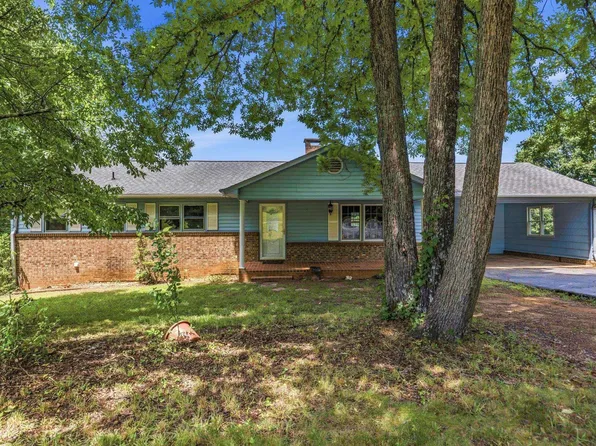430 John High Rd, Campobello, SC 29322