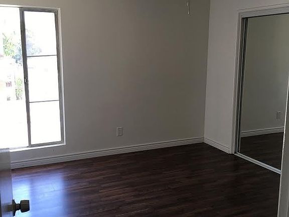 5th image of 6223 S Victoria Ave APT 3