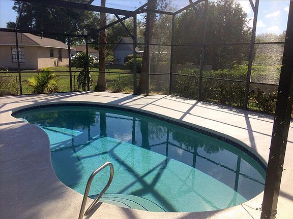 3rd image of 1337 Wood Lake Cir