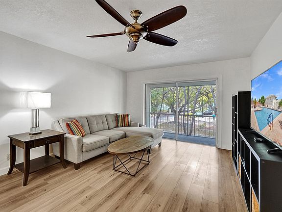 4th image of 2250 NE 66th Street #1524