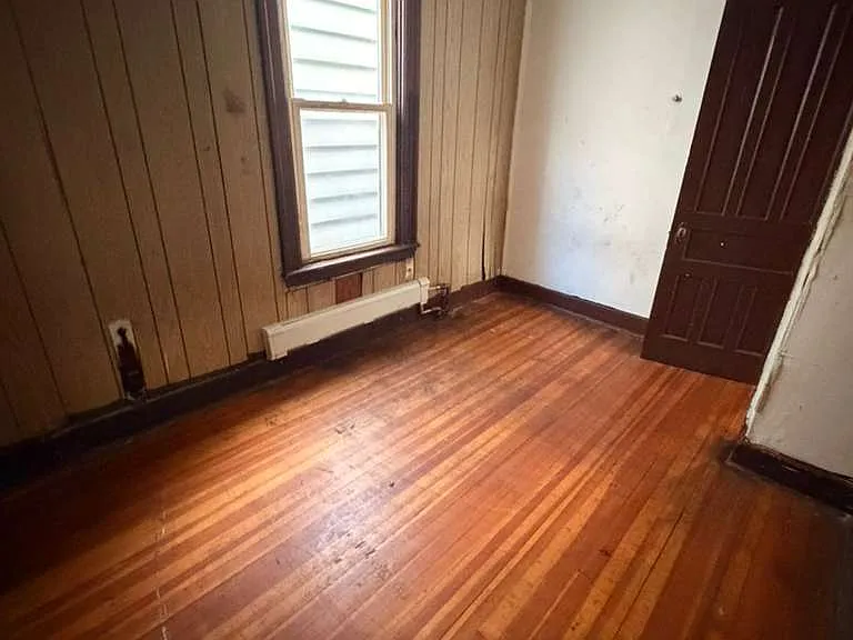 385 Orange St #2 — Photo 9