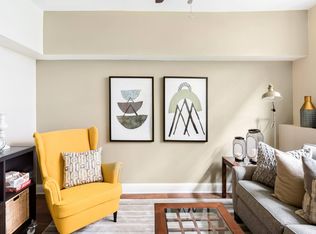 4130 N Sheridan Rd APT GW, Chicago, IL 60613