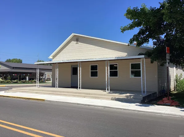 618 Adams St, Decatur, IN 46733