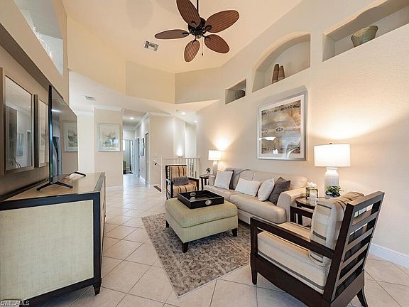 2nd image of 6845 Ascot DR #202