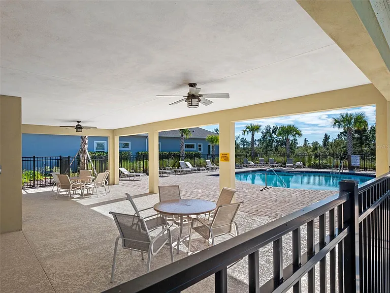 8166 Mosaic Ln — Photo 32
