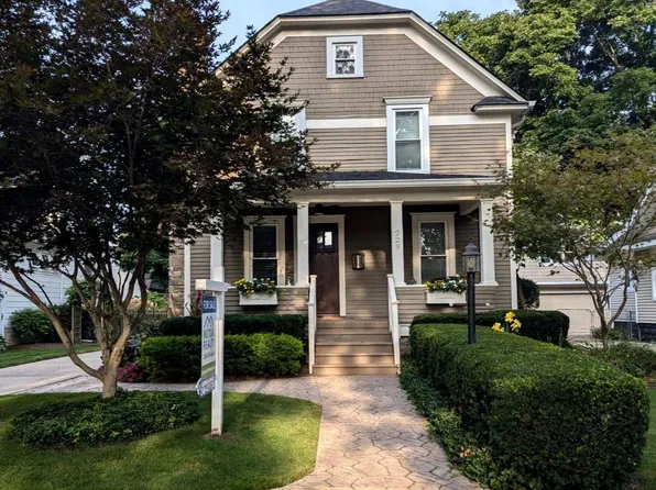 229 Ann St, Plymouth, MI 48170