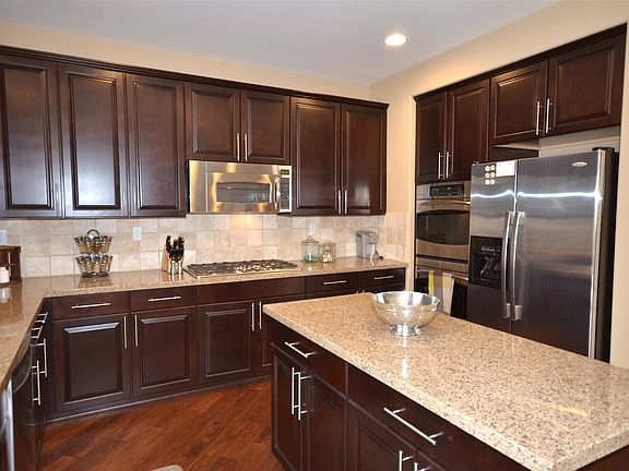 2nd image of 42506 Bradshaw Dr