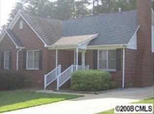 105 Keltic Meadows Dr, Gastonia, NC 28056