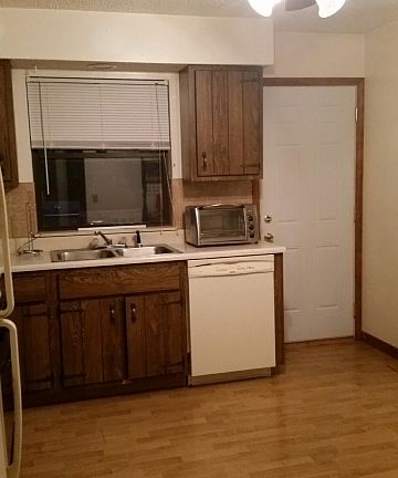 3rd image of 701 Blackberry Ln