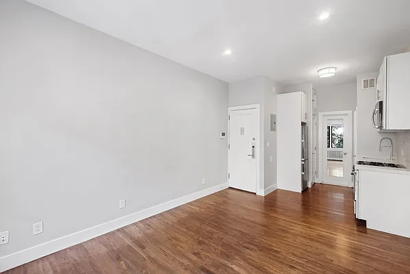 Rented by Cooper & Cooper Real Estate | media 5