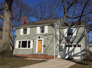 457 Oakmoor Rd, Bay Village, OH 44140