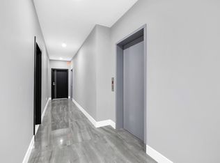 533 Greenwich St, Hempstead, NY 11550