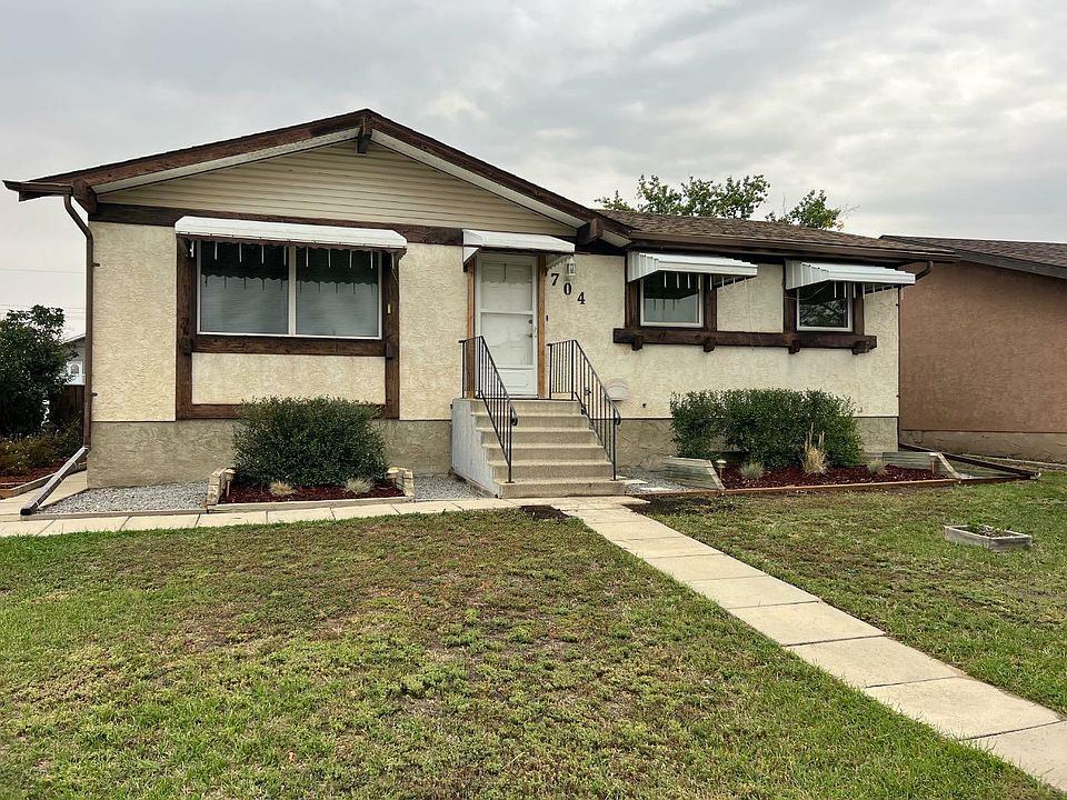 1st image of 704 Bankview Dr
